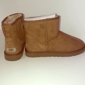 New men’s UGG boots